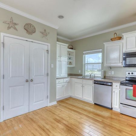 Villa Delphinus - Beachfront! And Pet Friendly! Feel The Ocean Breezed And Hear The Waves Lapping Right At Your Doorstep! Home Dauphin Island Extérieur photo