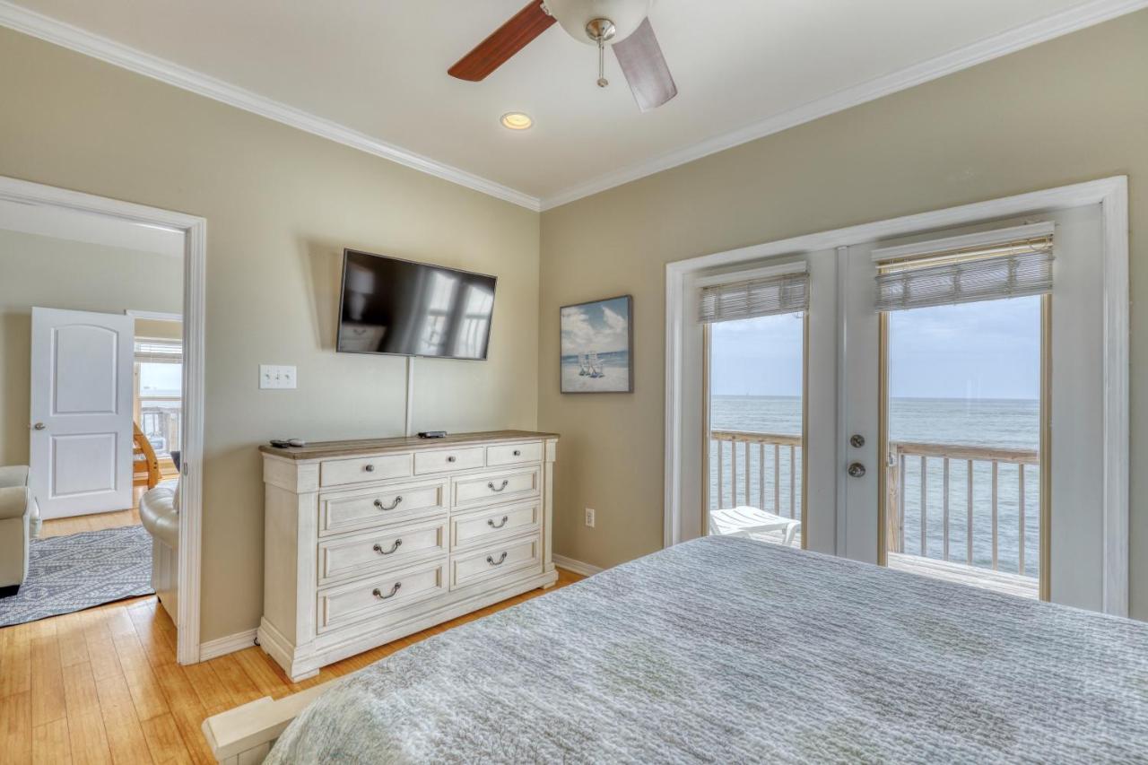 Villa Delphinus - Beachfront! And Pet Friendly! Feel The Ocean Breezed And Hear The Waves Lapping Right At Your Doorstep! Home Dauphin Island Extérieur photo